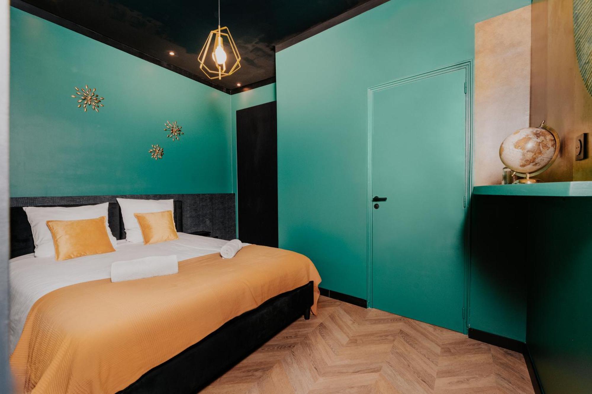 Free Parking - Self Checkin - Wifi - Netflix - City Center - Le Coste By Superบอร์โด ภายนอก รูปภาพ